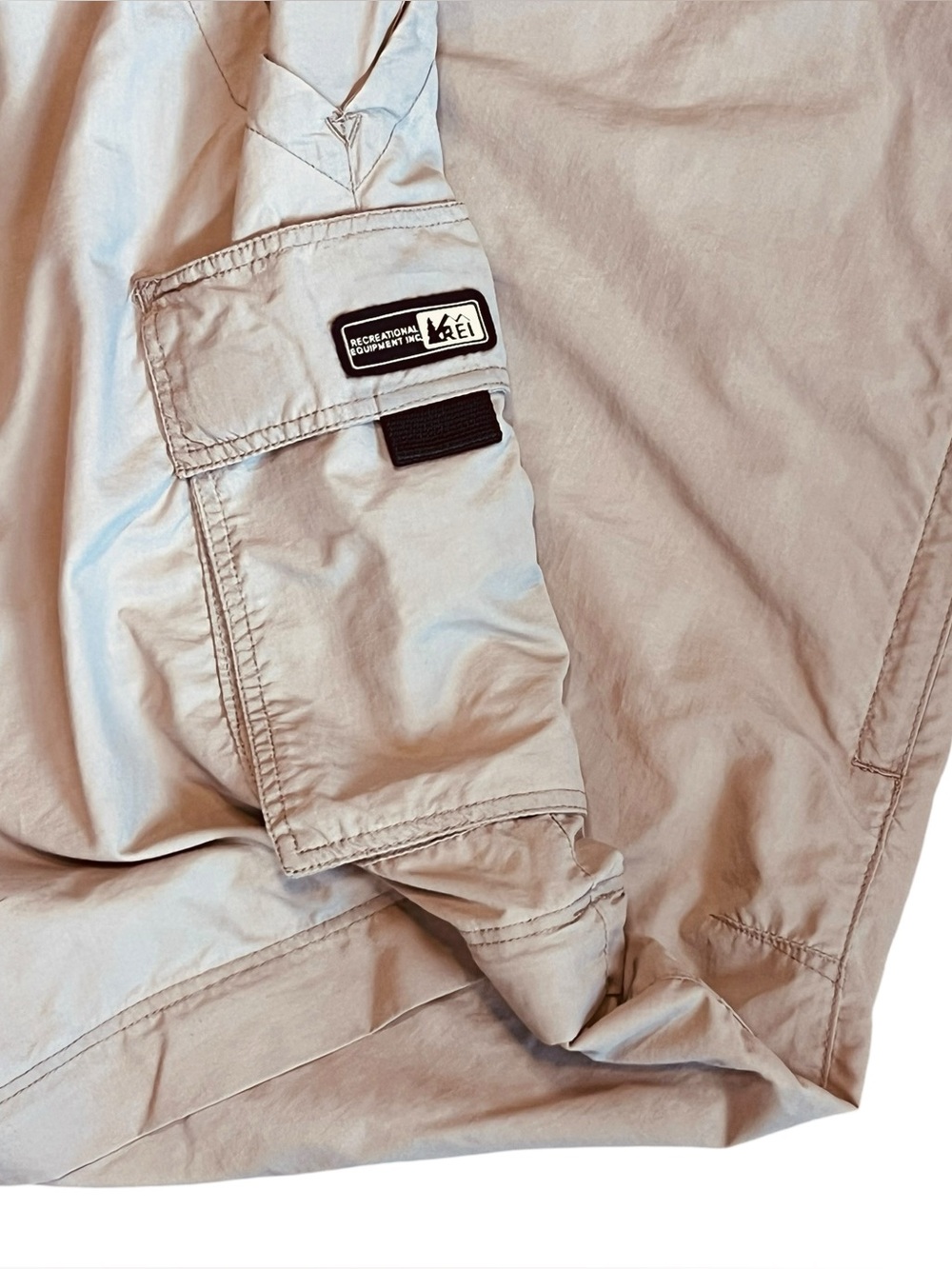REI Women’s Sz 8 Tan Trailmade Convertible Cargo Pants Nylon Lightweight - Picture 10 of 15
